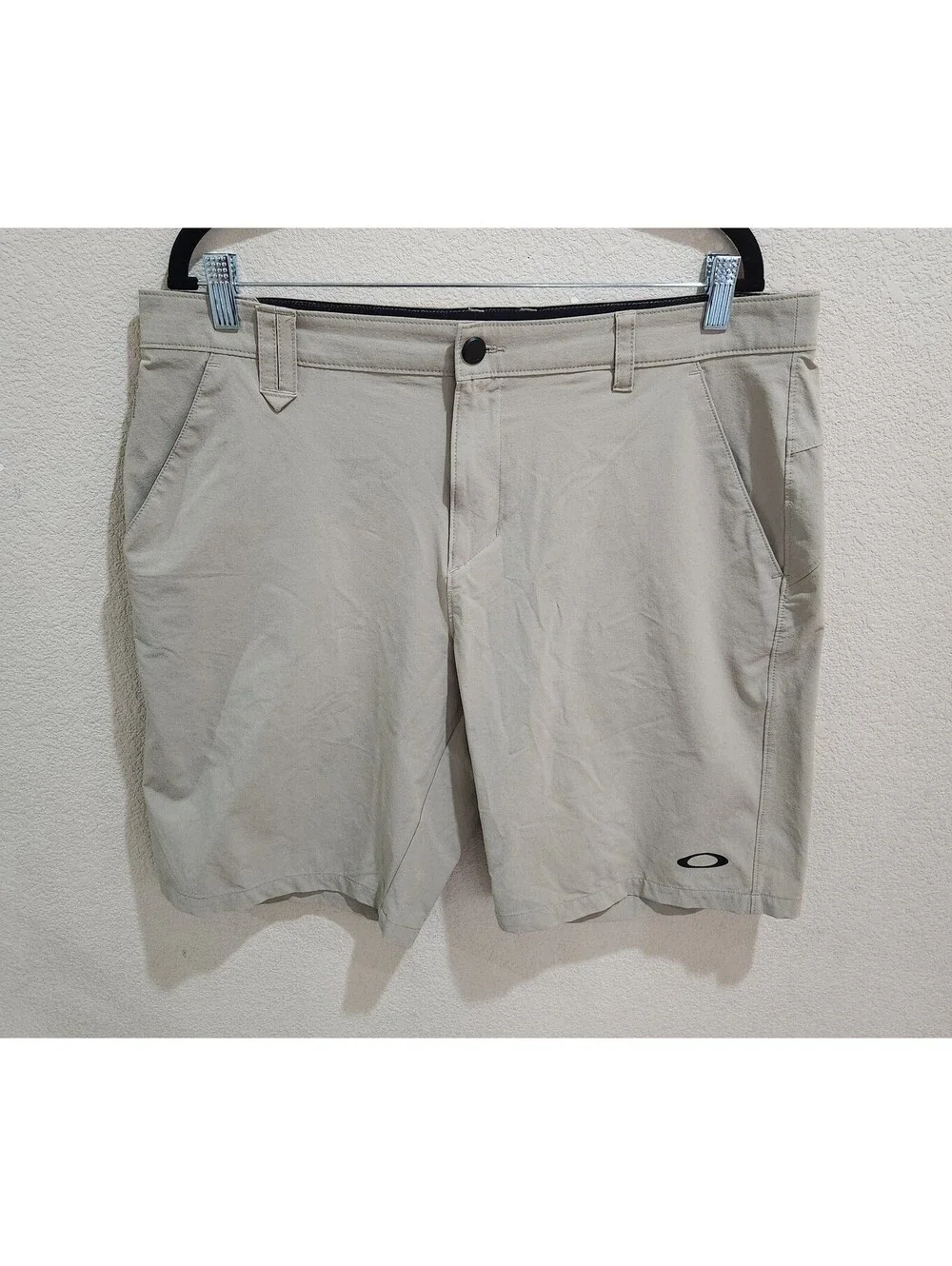Oakley Golf Shorts Mens 36 Tan Khaki Flat Front Regular Fit Performance Chino